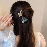 گیره گوجه ای پروانه