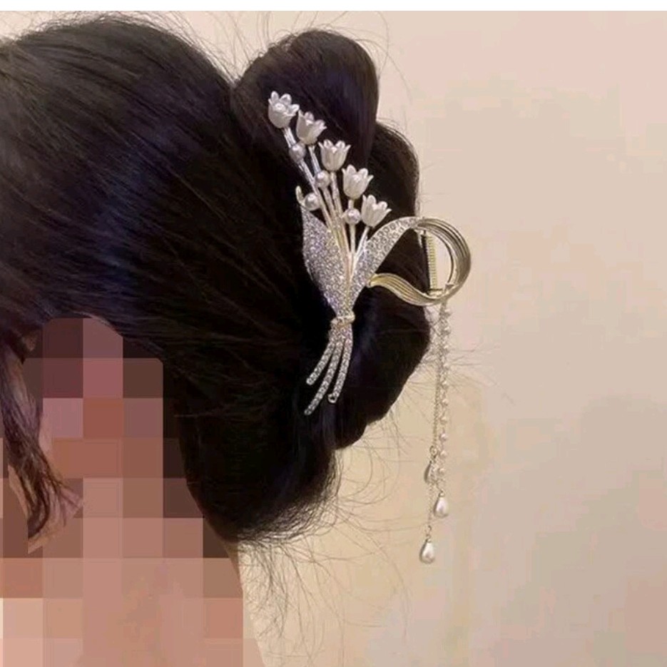 کلیپس مجلسی گل نباتی