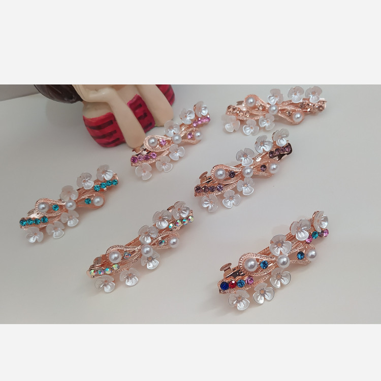 گیره فرانسوی گل شکوفه